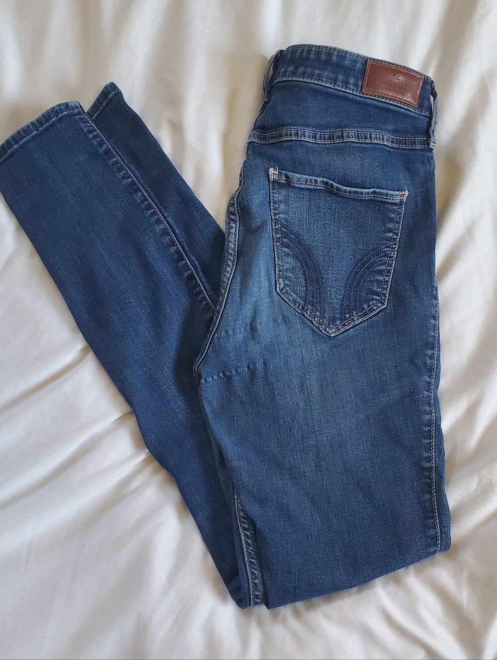 Hollister Ultra High-Rise Skinny Stretch Distressed Jeans, Sz 7L (Actual W28/L31